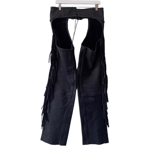 BLACK LEATHER SHAPS WITH SIDE FRINGE - Picture 3 of 16